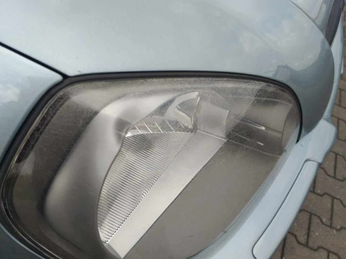 Hyundai Tucson original Scheinwerfer vorn rechts Halogen Bj.2005